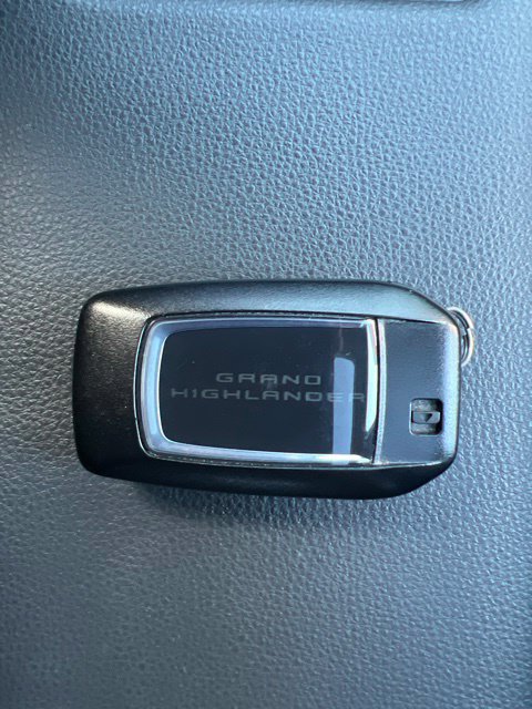 Used 2024 Toyota Grand Highlander AWD image 42