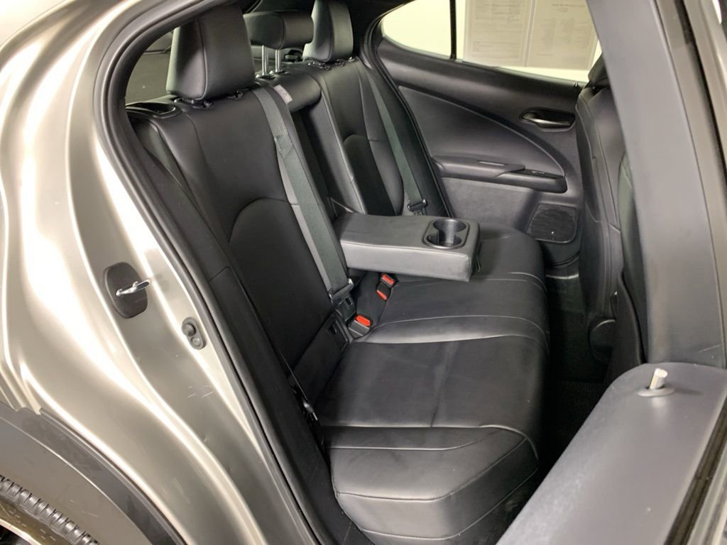 Used 2022 Lexus UX 200 w/ Accessory Package (Z1) image 36