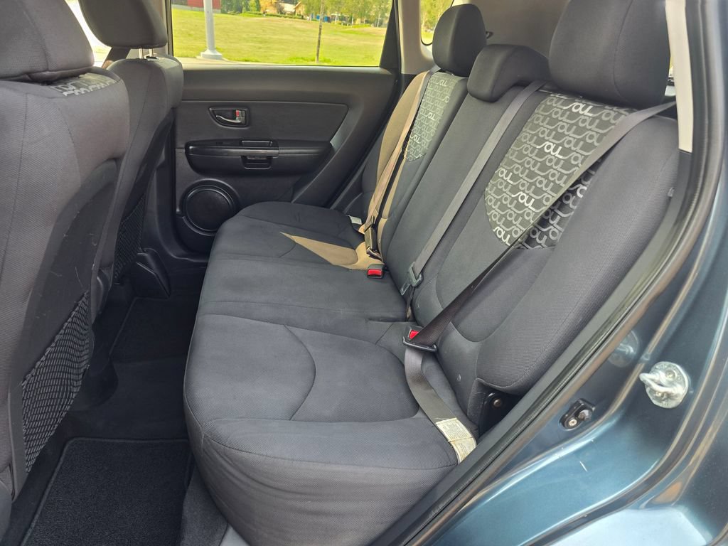 Used 2011 Kia Soul + w/ Audio Pkg FWD image 13