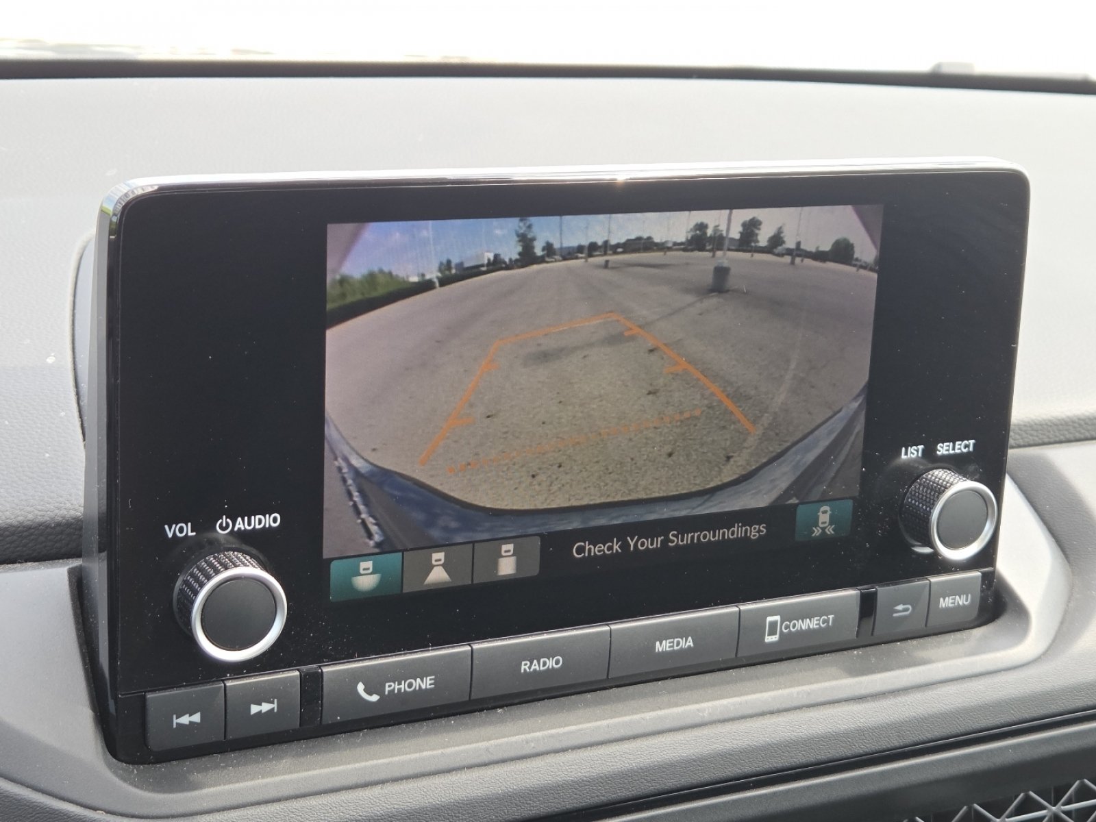 Used 2023 Honda Accord EX image 10