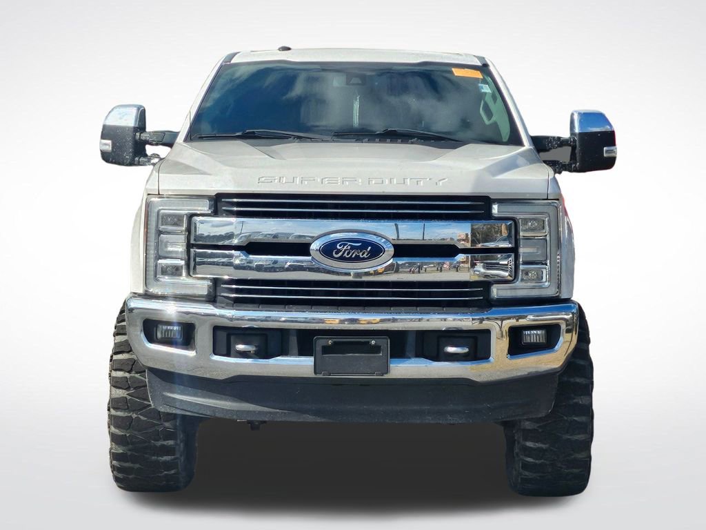 Used 2017 Ford F250 Lariat w/ Lariat Ultimate Package image 4