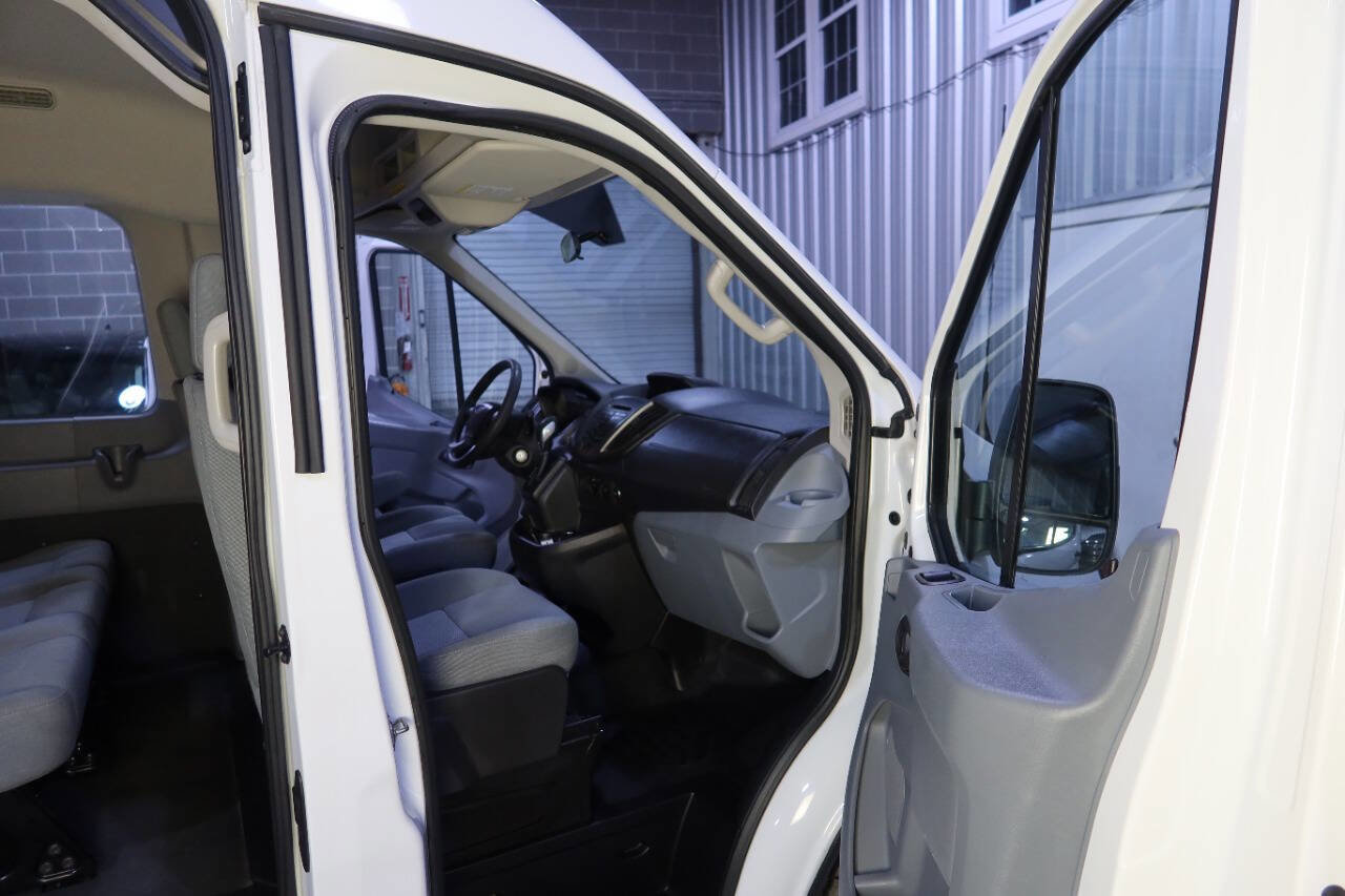 Used 2016 Ford Transit 350 XL image 12