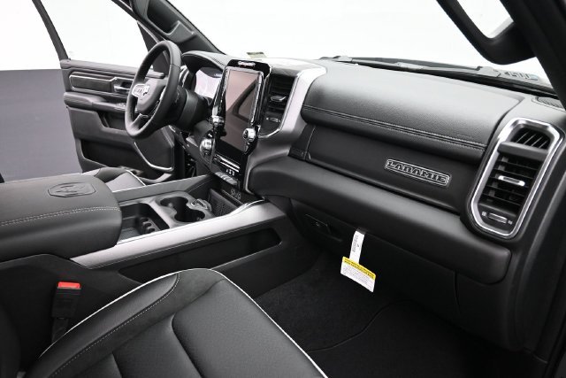 New 2027 RAM 1500 Laramie w/ Night Edition AWD/4WD image 27