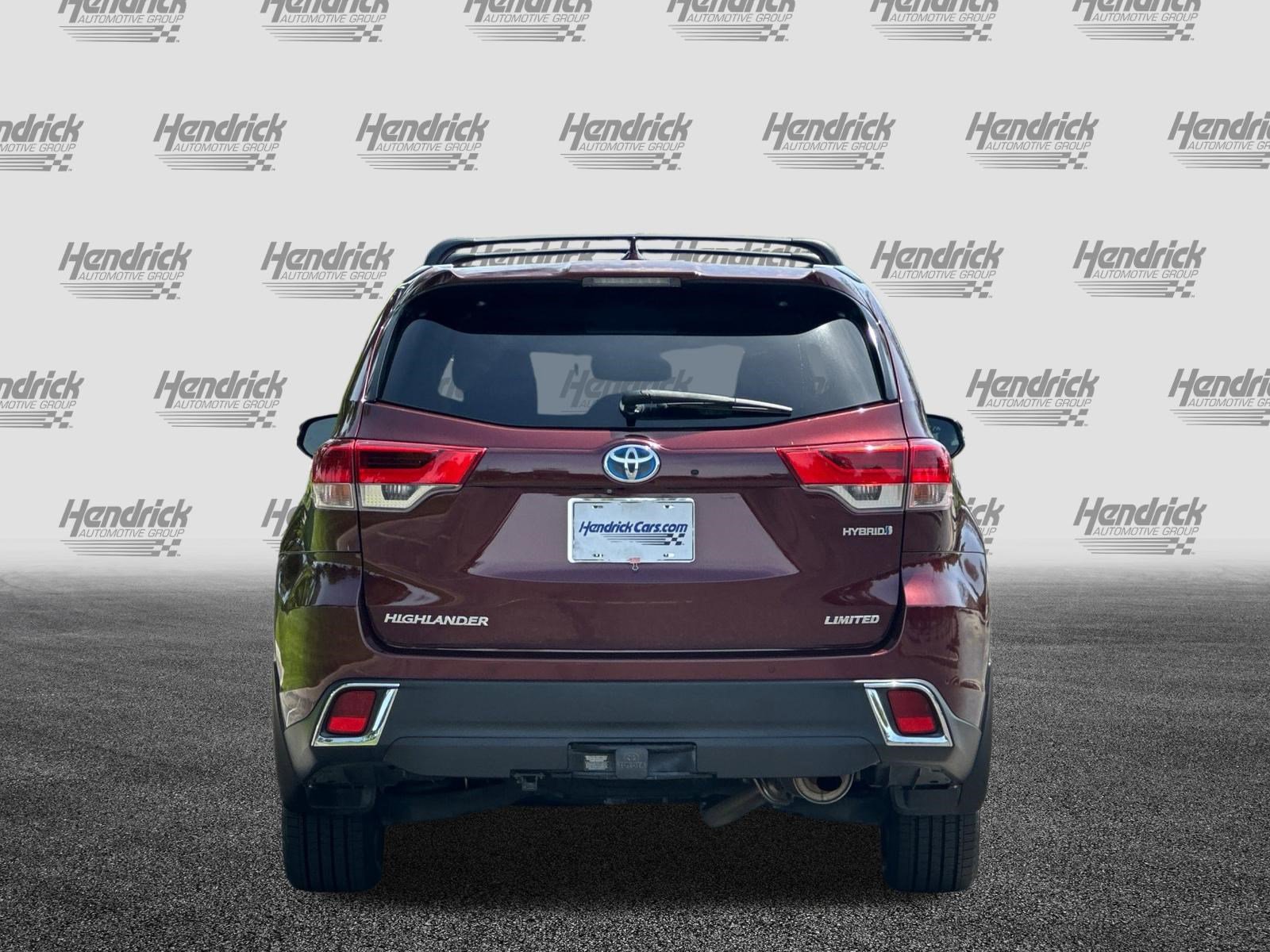 Used 2017 Toyota Highlander Limited Platinum AWD/4WD image 6