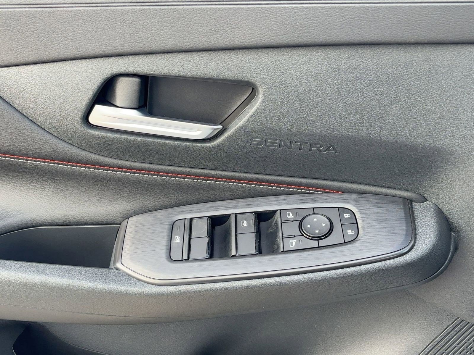 New 2026 Nissan Sentra SR w/ SR Premium Package FWD image 20