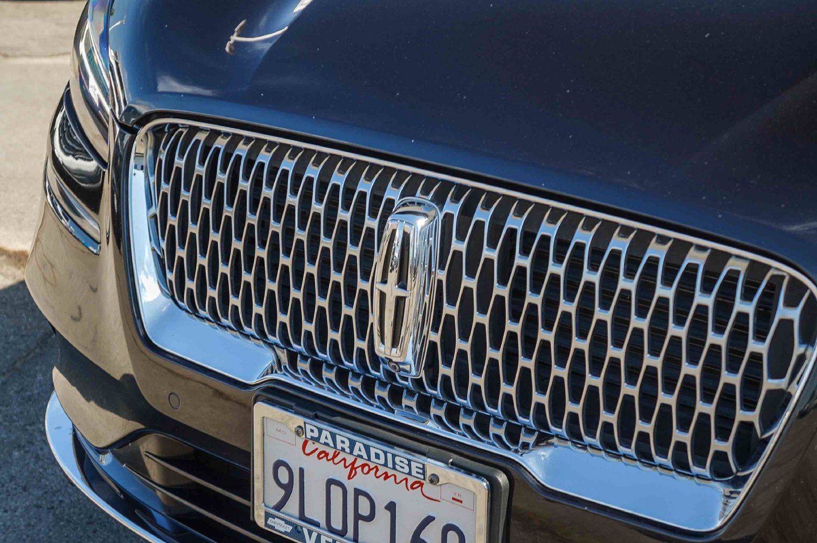 Used 2022 Lincoln Corsair Reserve w/ Equipment Group 201A FWD image 9
