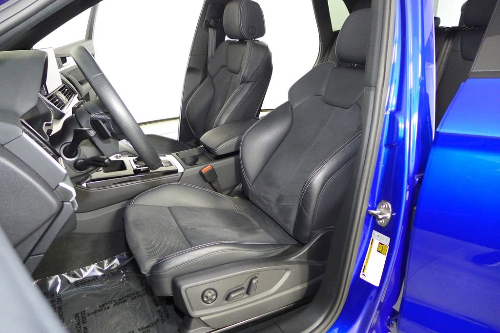 Used 2023 Audi Q5 e Premium Plus w/ Premium Plus Package AWD/4WD image 22