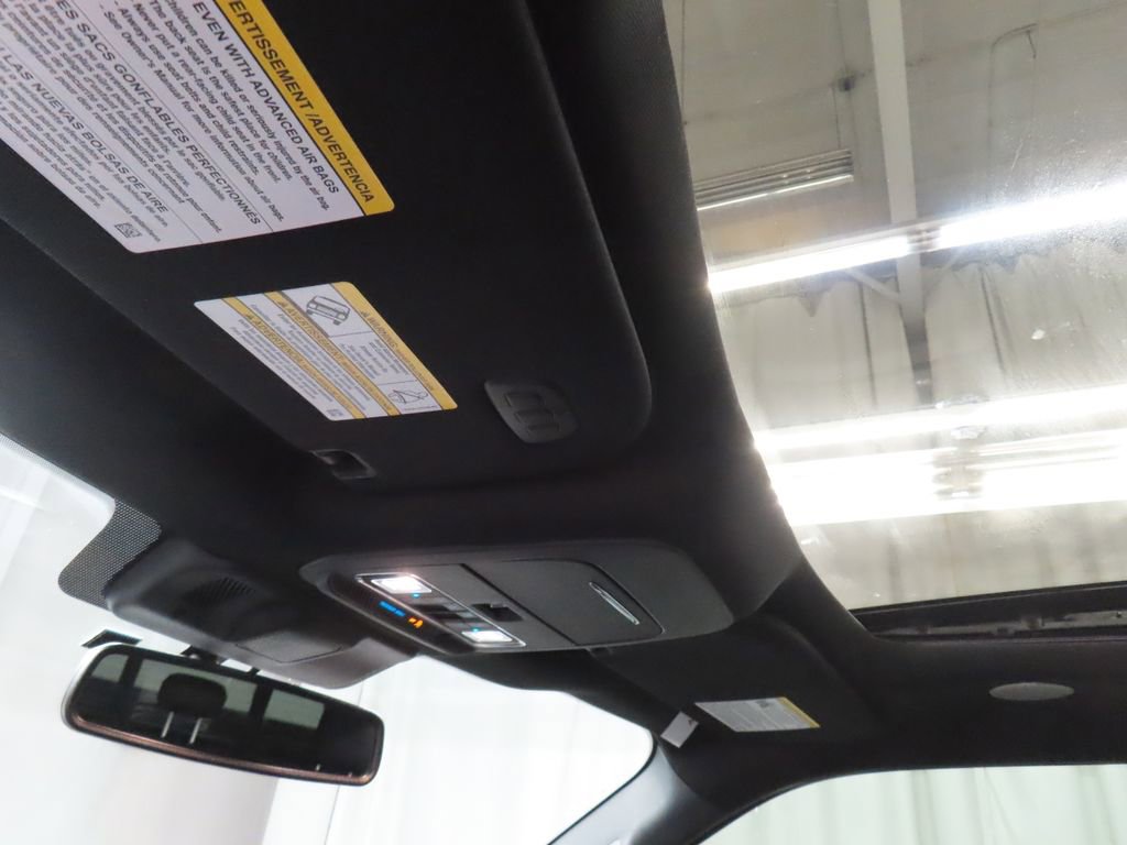 Used 2021 Ford F150 Lariat w/ Equipment Group 502A High image 28