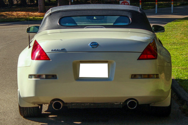 Used 2004 Nissan 350Z Touring RWD image 16