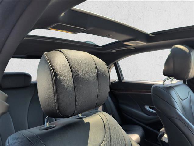 Used 2014 Mercedes-Benz S 550 Sedan image 22