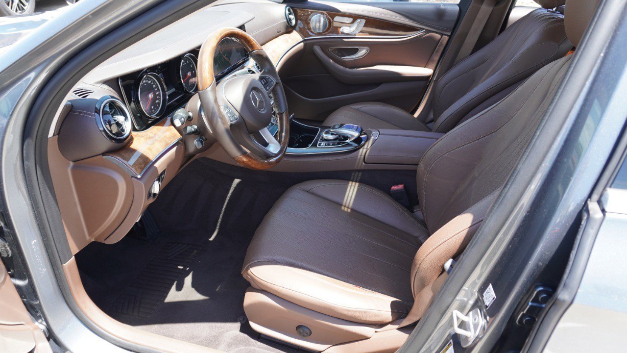 Used 2017 Mercedes-Benz E 300 image 12