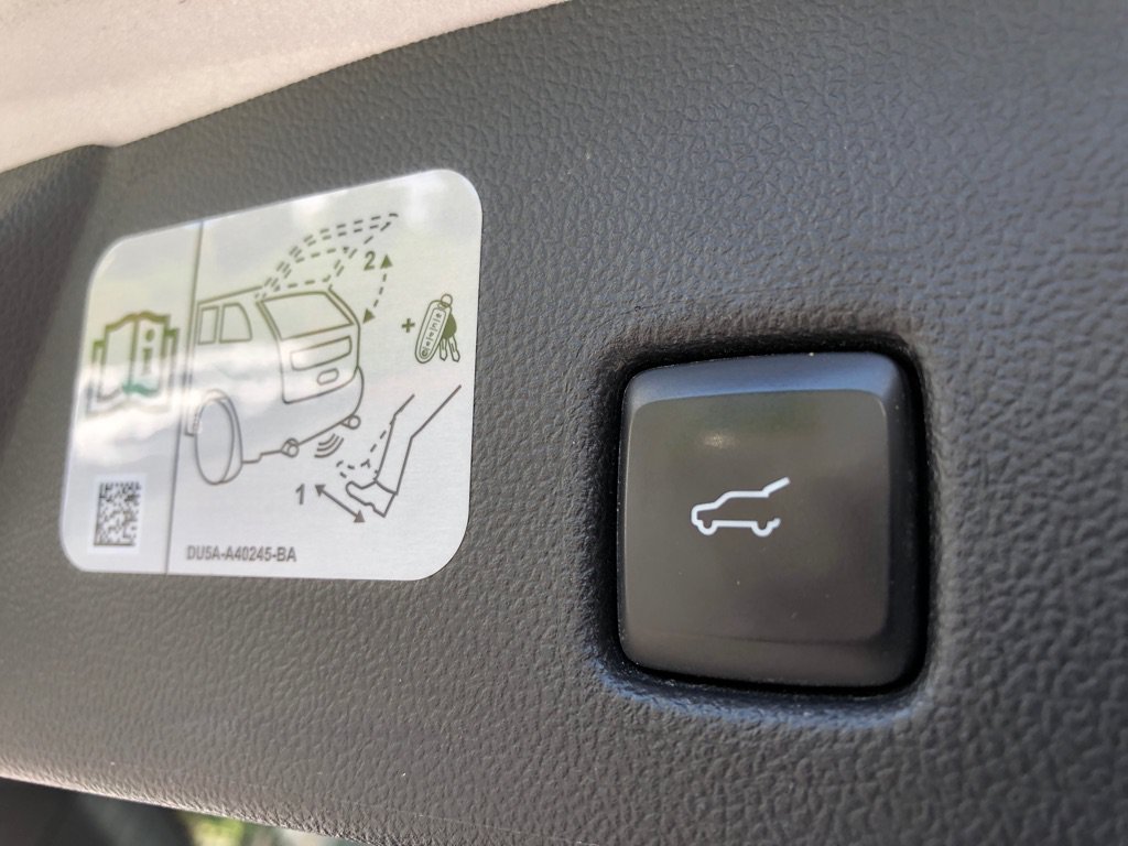 Used 2020 Ford Escape SEL AWD/4WD image 24