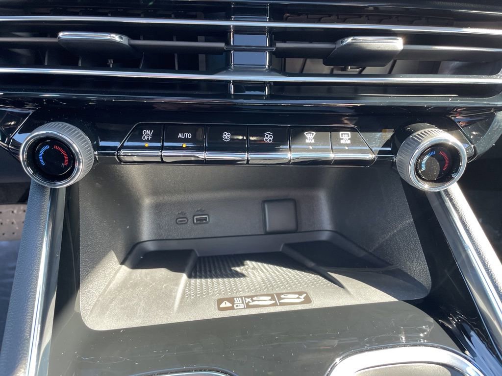 New 2026 Chevrolet Traverse RS image 20