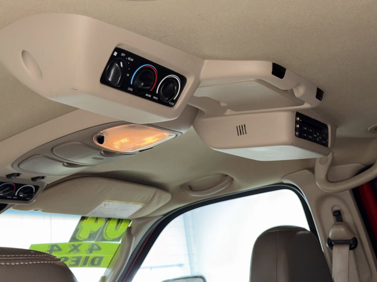 Used 2004 Ford Excursion Eddie Bauer image 21