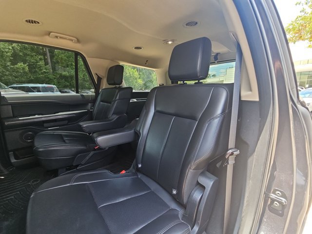 Used 2023 Ford Expedition XLT RWD image 16