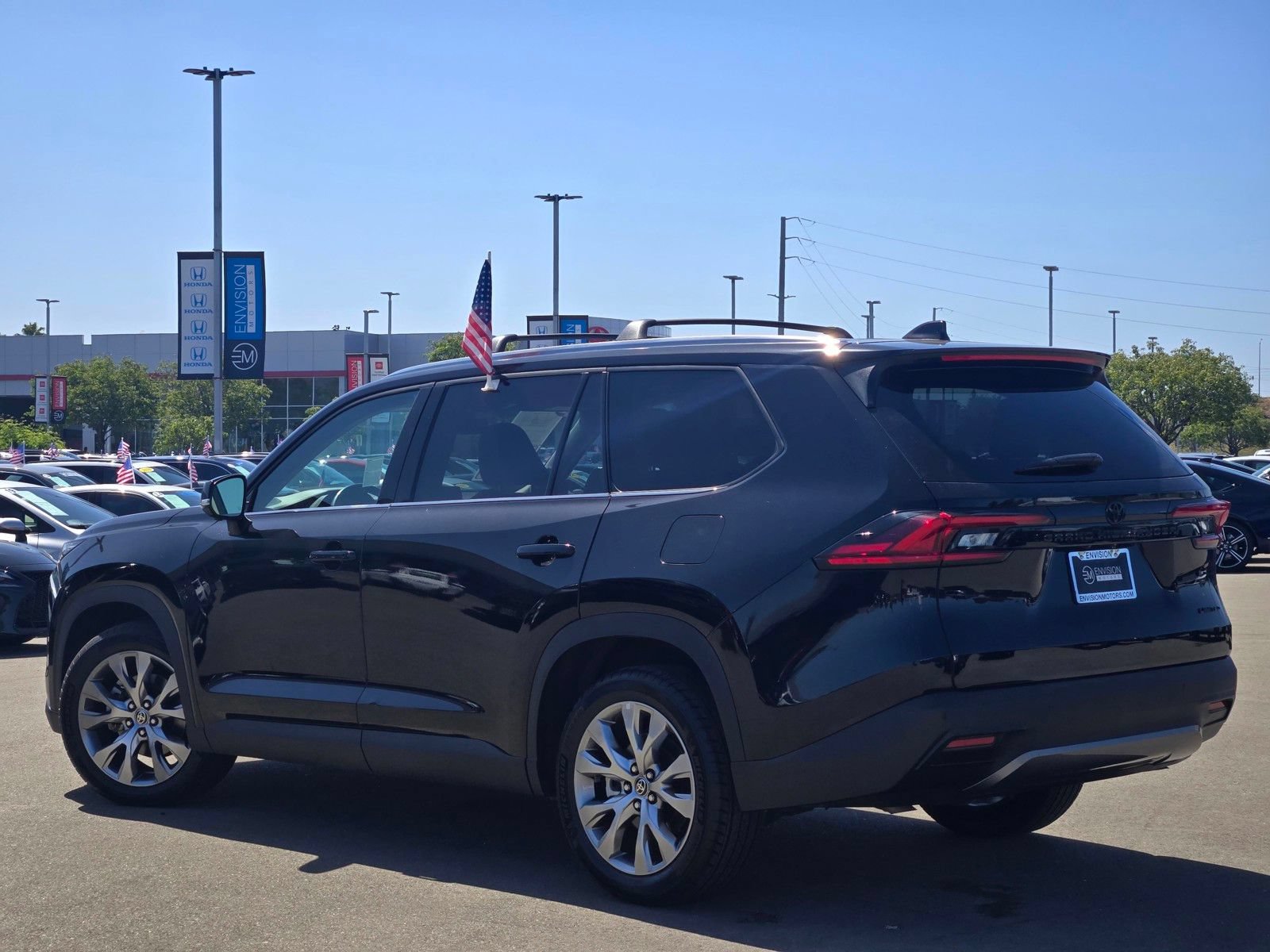 Used 2025 Toyota Grand Highlander FWD image 5