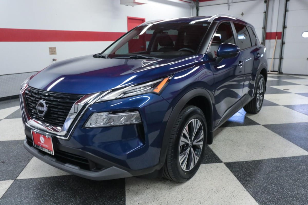 Used 2022 Nissan Rogue SV w/ SV Premium Package FWD image 6