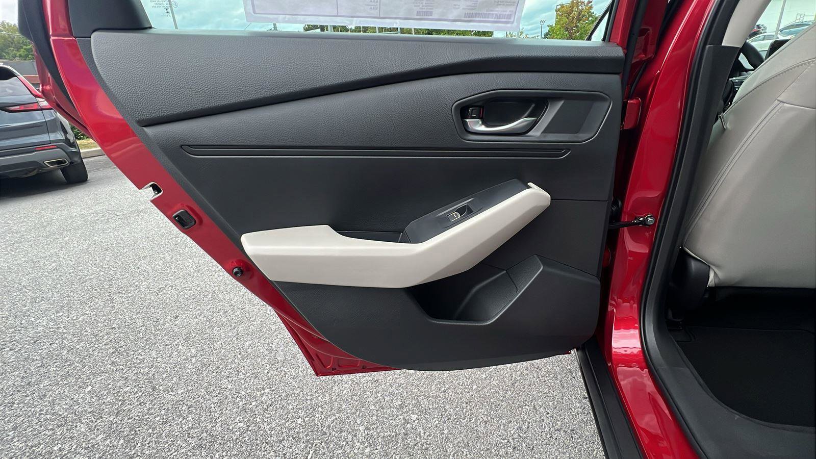 New 2025 Honda Accord SE image 17