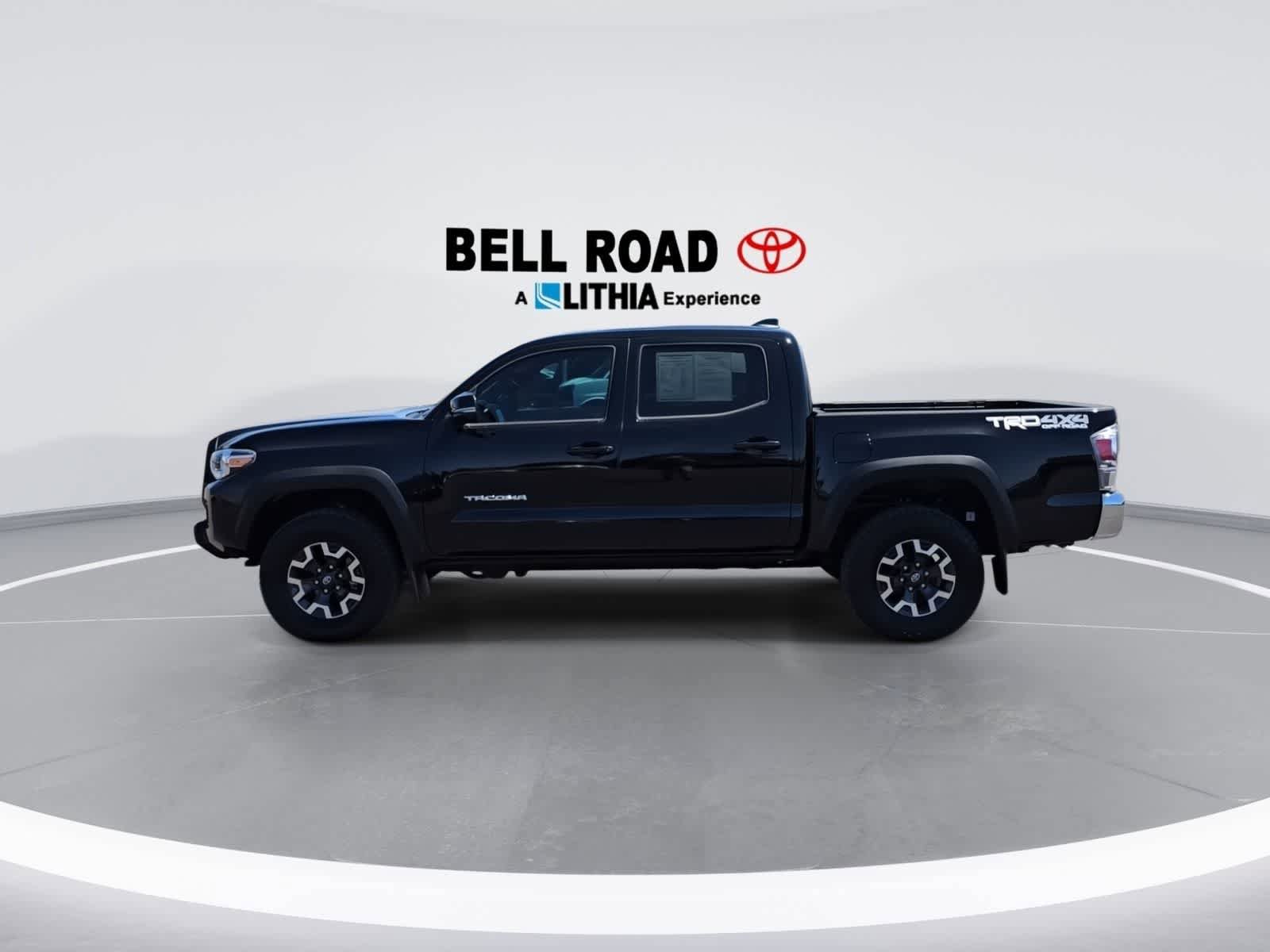 Certified 2023 Toyota Tacoma TRD Off-Road AWD/4WD image 5