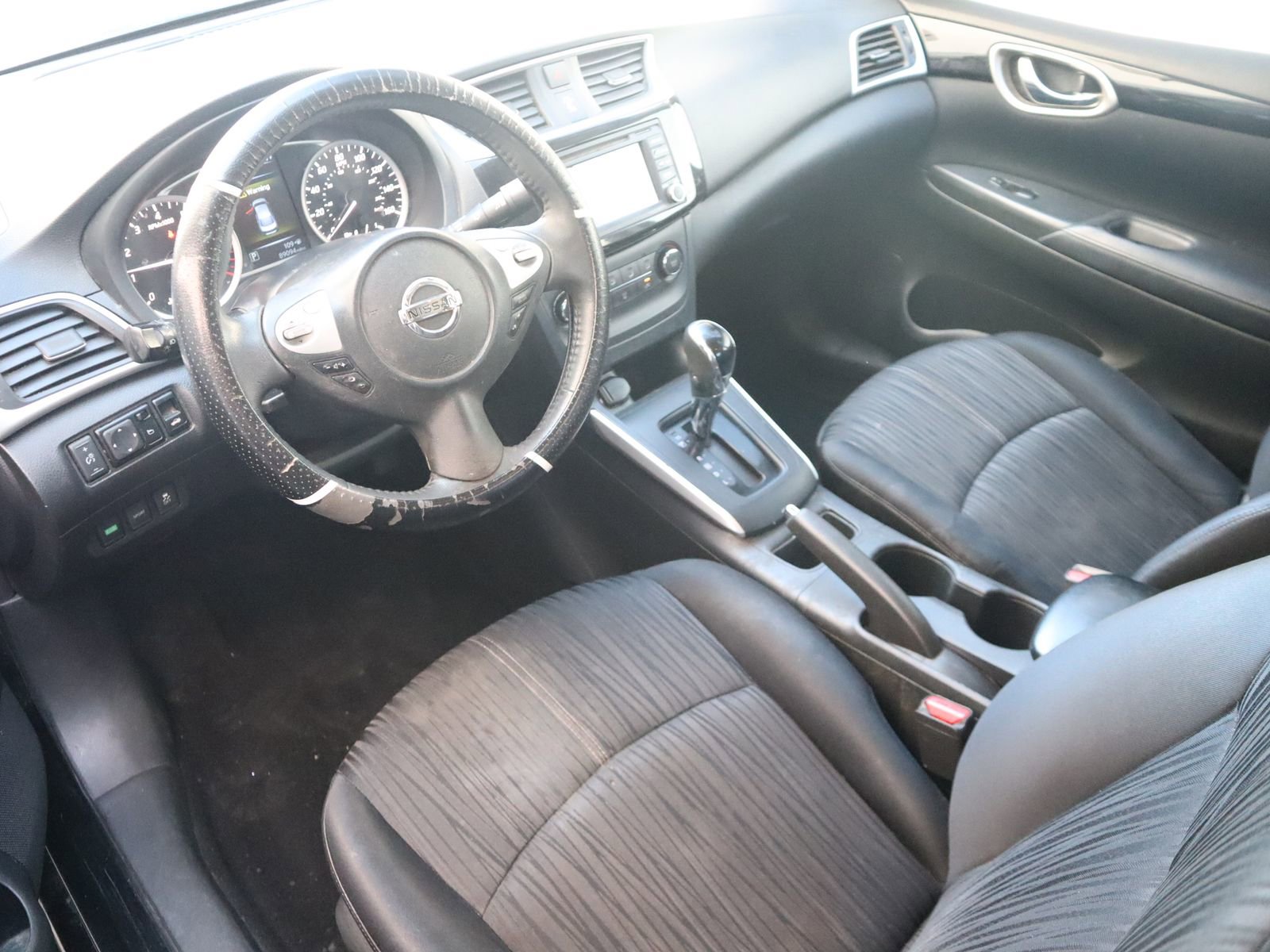 Used 2017 Nissan Sentra SV w/ Driver's Assist Package FWD image 22