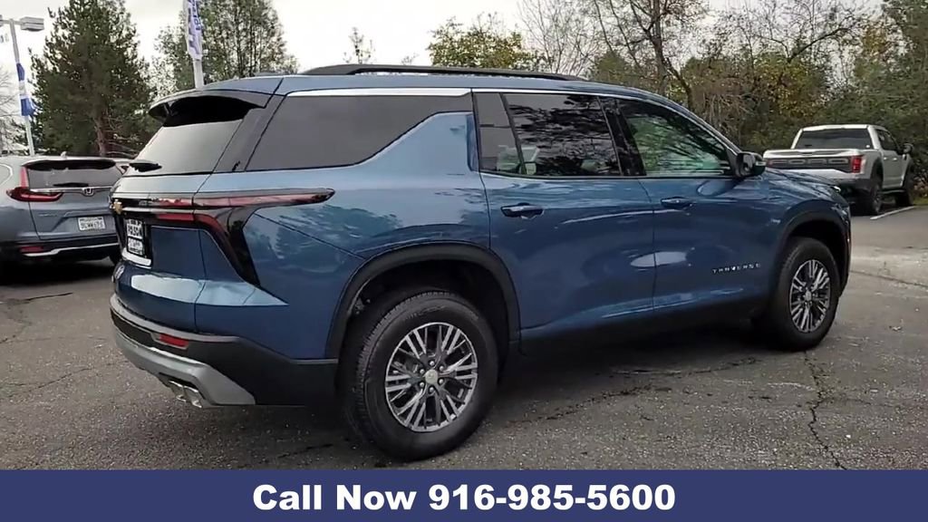 New 2026 Chevrolet Traverse LT image 11