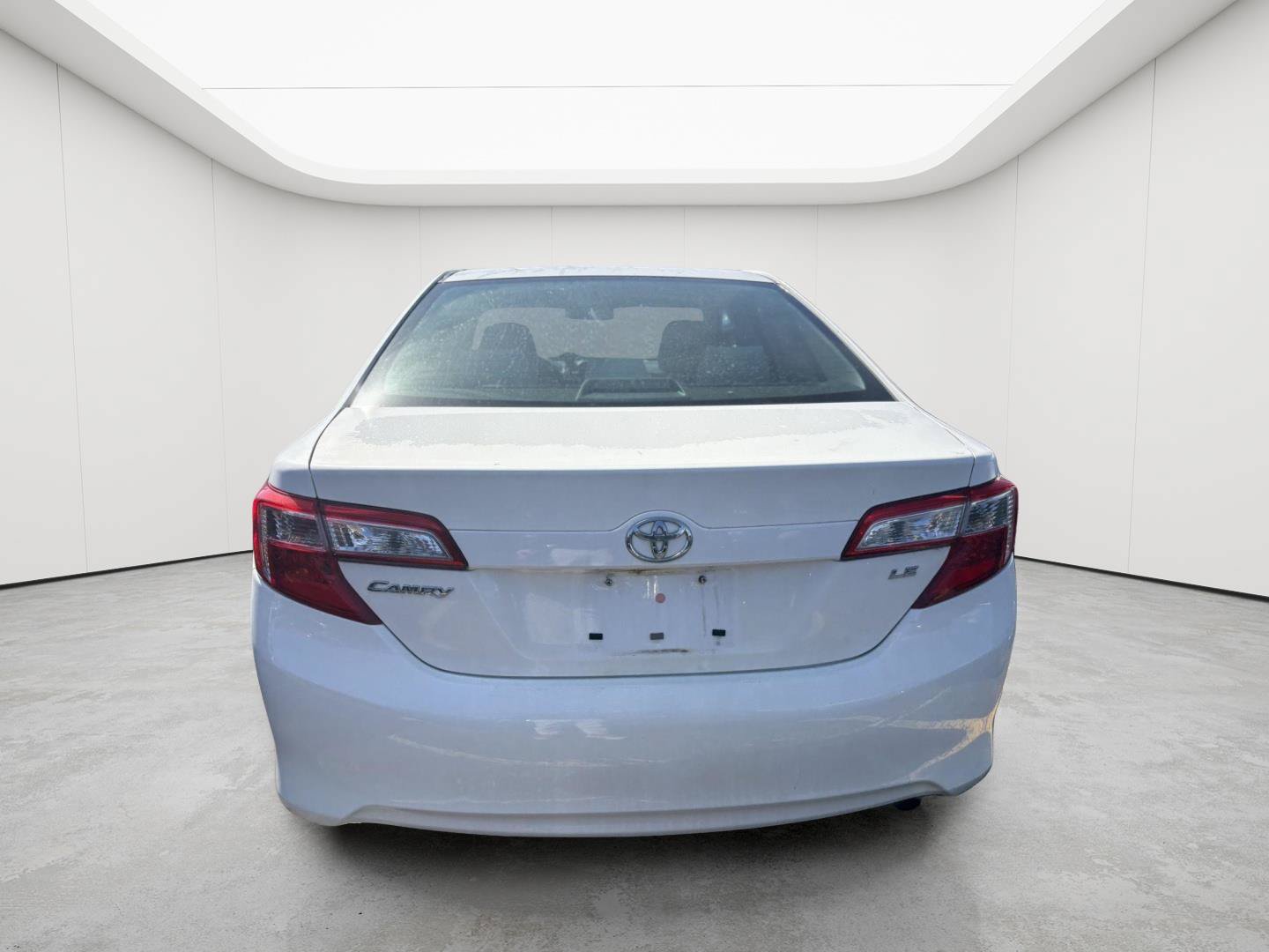 Used 2012 Toyota Camry LE FWD image 5