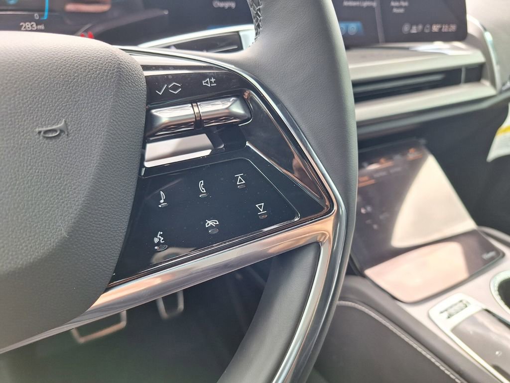 New 2026 Cadillac Vistiq Luxury image 21