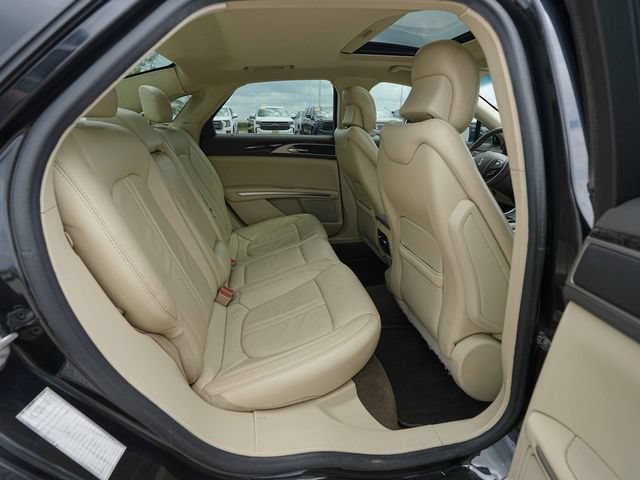 Used 2014 Lincoln MKZ w/ Equipment Group 102A Reserve FWD image 17