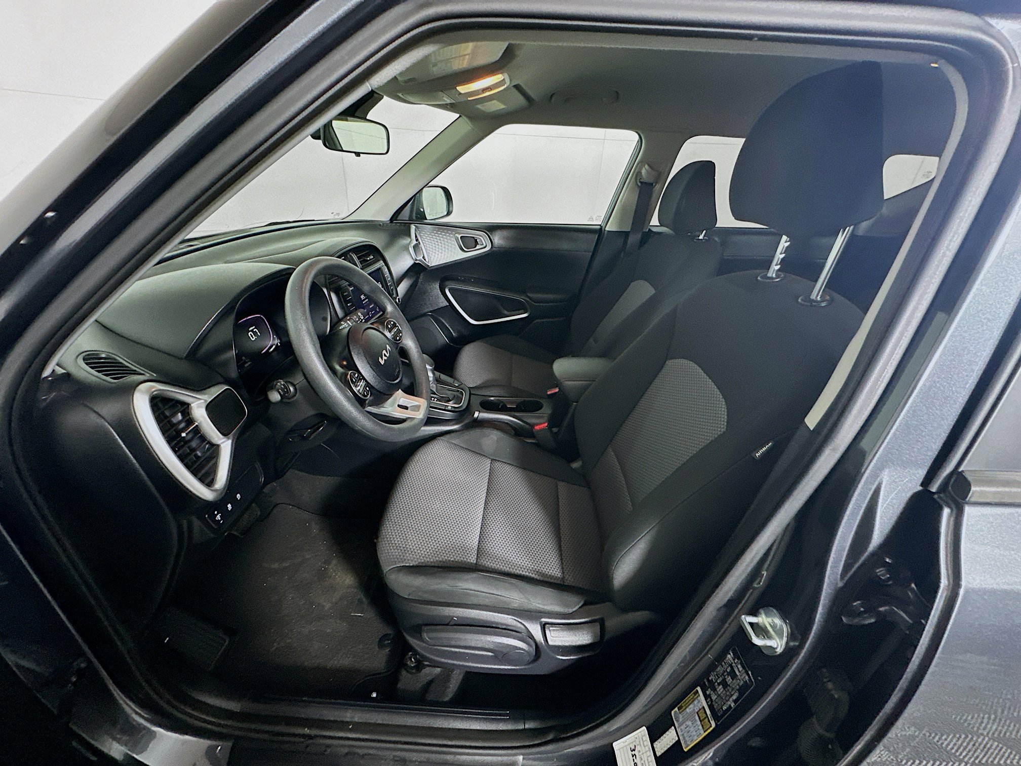 Used 2023 Kia Soul LX w/ Option Group 015 image 13