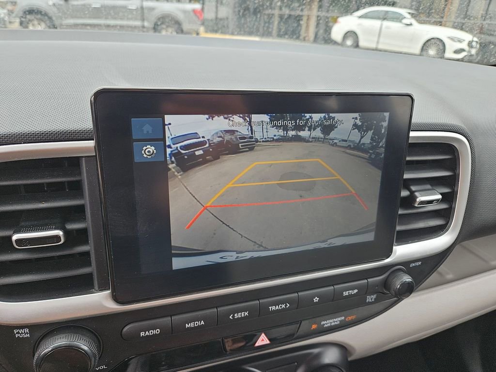 Used 2025 Hyundai Venue SEL FWD image 22