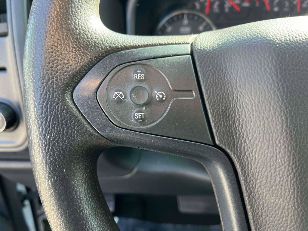 Used 2018 Chevrolet Silverado 1500 Custom w/ Custom Convenience Package image 16