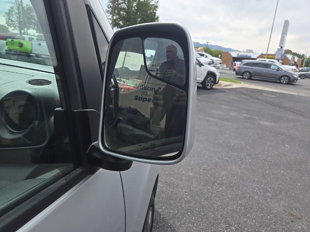 Used 2015 Nissan NV200 SV w/ Technology Package FWD image 26