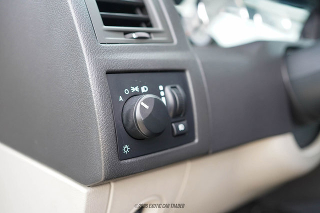 Used 2006 Chrysler 300 SRT8 w/ SRT Option Group II RWD image 19