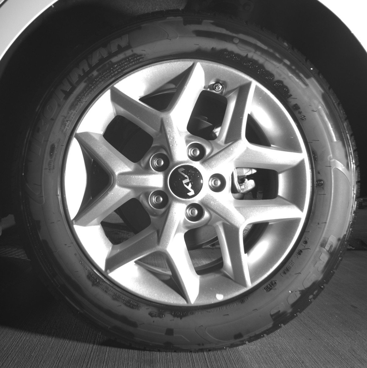 Used 2025 Kia Soul LX w/ LX Technology Package FWD image 14