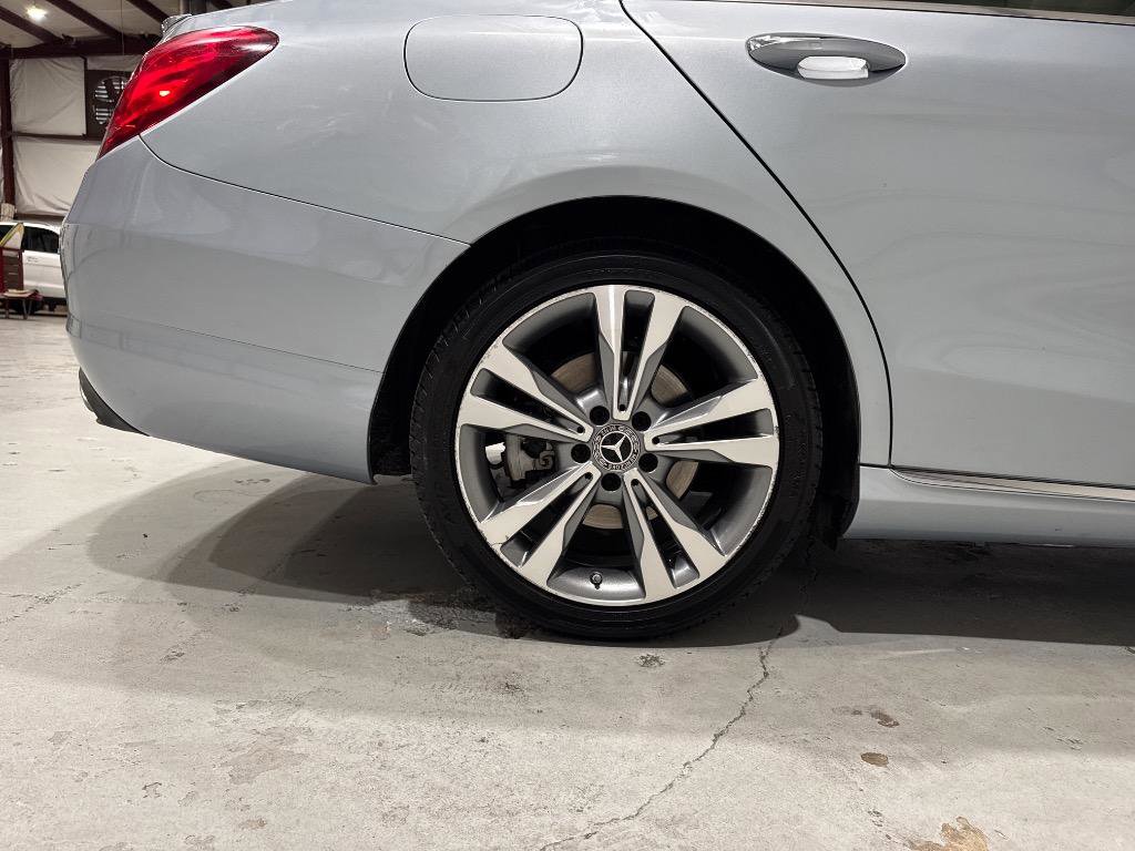 Used 2017 Mercedes-Benz C 300 Sedan image 74