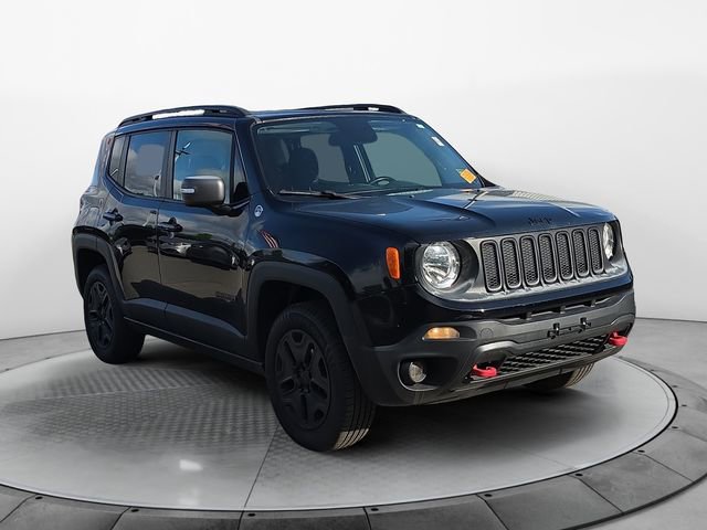 Used 2017 Jeep Renegade Trailhawk AWD/4WD image 7