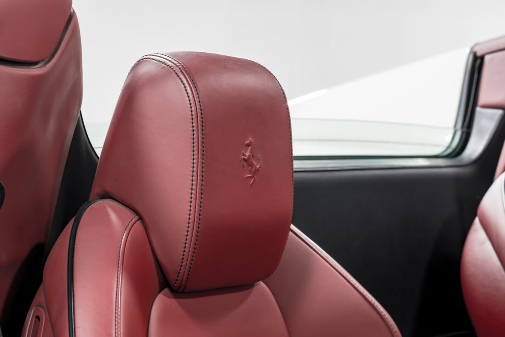 Used 2014 Ferrari 458 Spider RWD image 28