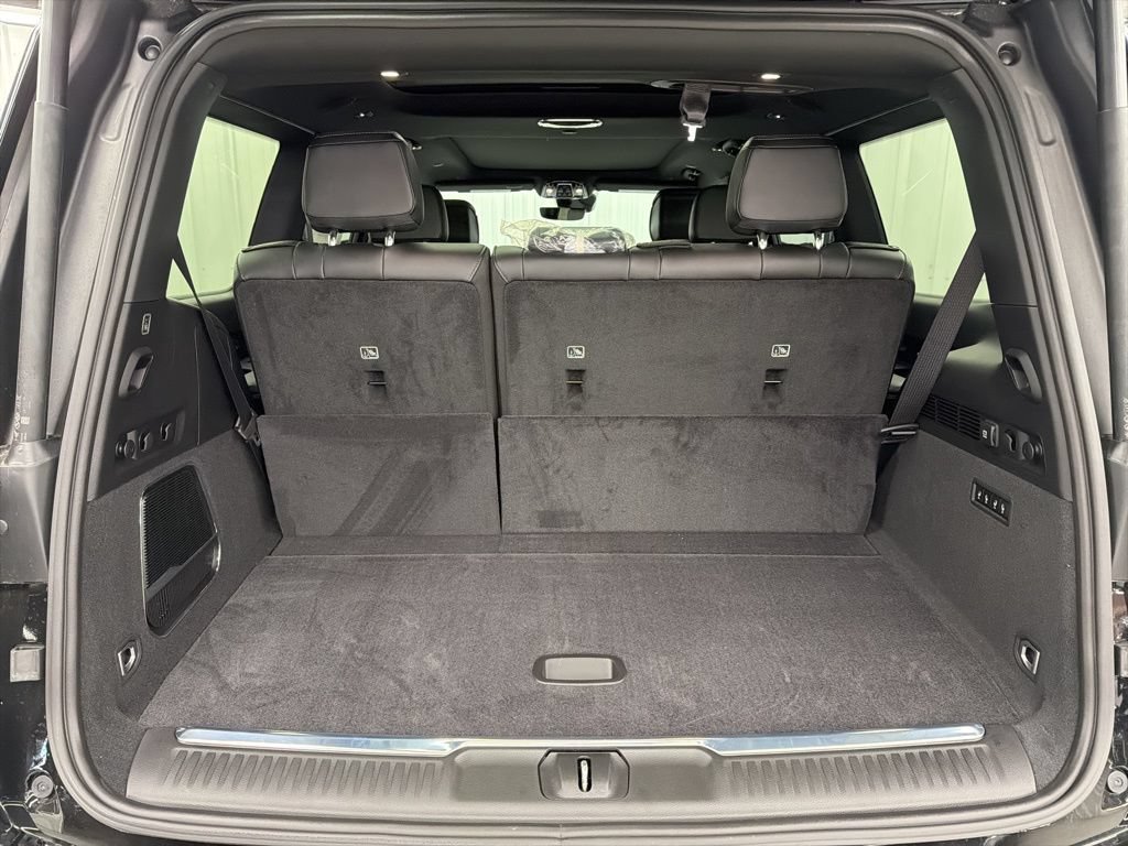 New 2026 Jeep Grand Wagoneer Summit AWD/4WD image 8