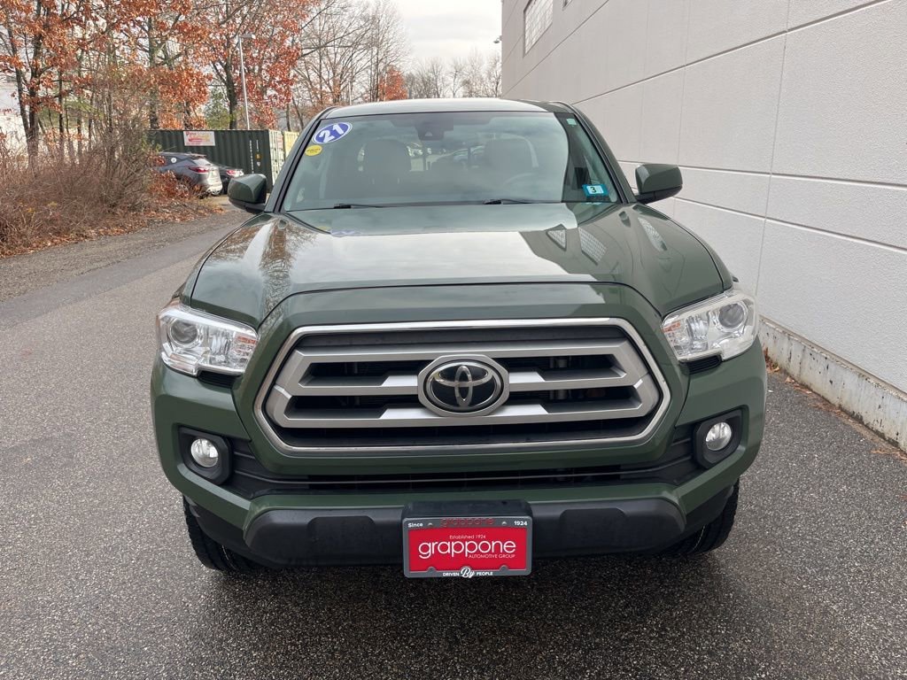 Used 2021 Toyota Tacoma SR5 w/ Trail Edition image 3