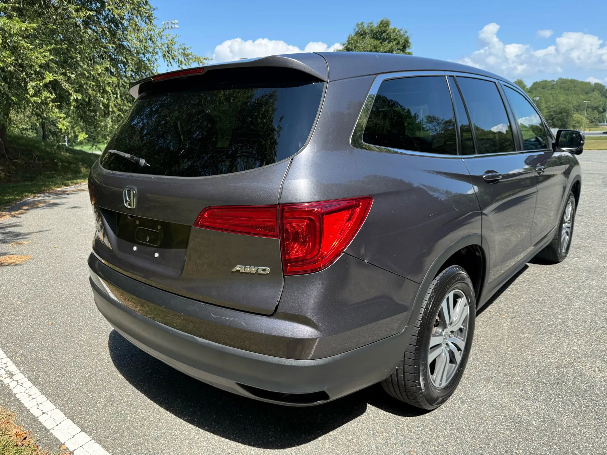 Used 2017 Honda Pilot EX-L image 9