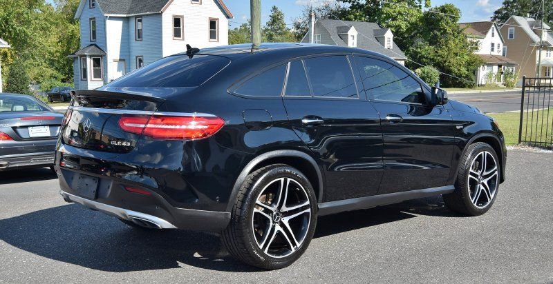 Used 2018 Mercedes-Benz GLE 43 AMG 4MATIC Coupe w/ Premium 3 Package image 10
