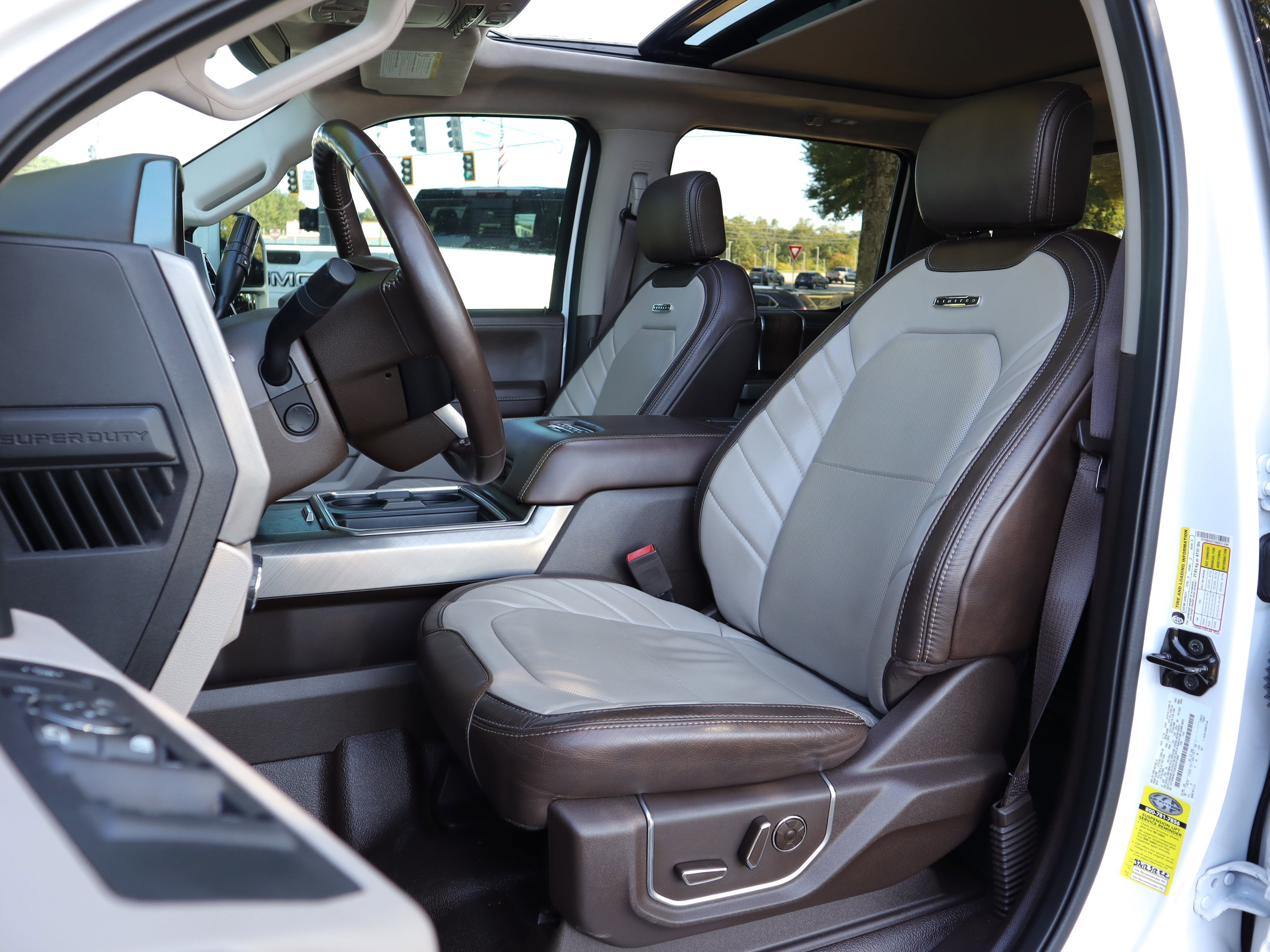 Used 2019 Ford F450 Limited image 8