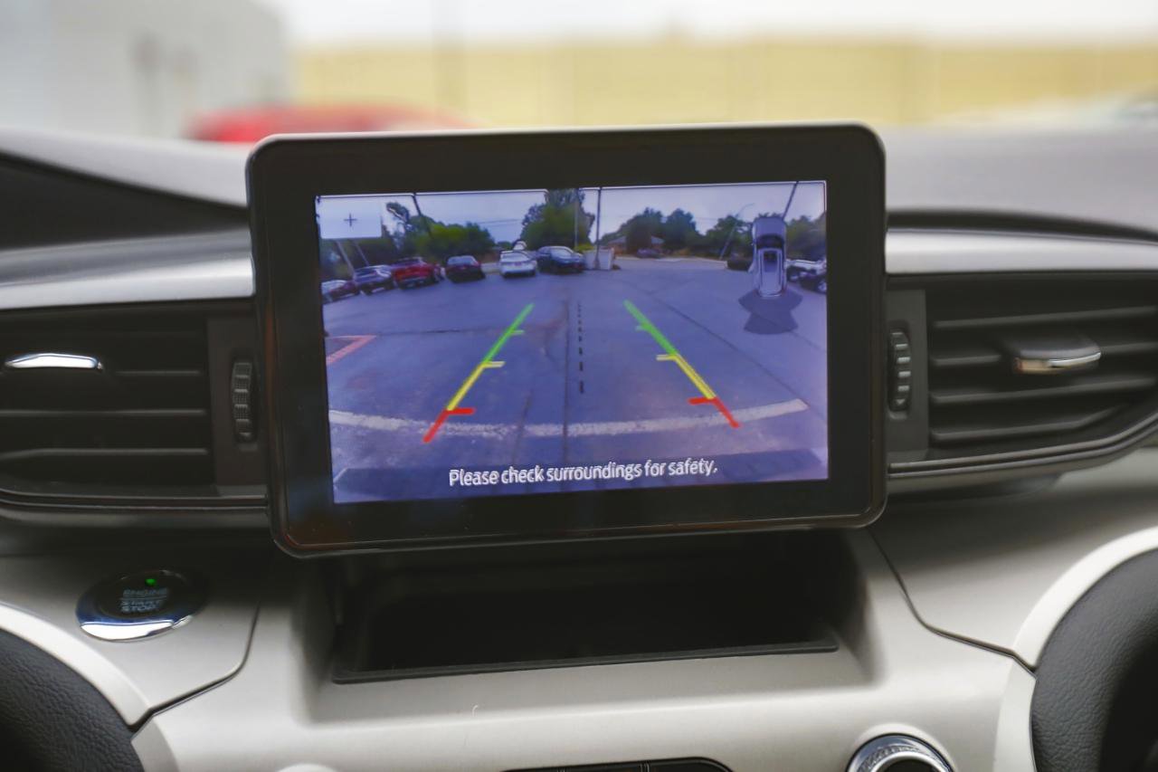 Used 2021 Ford Explorer XLT image 13