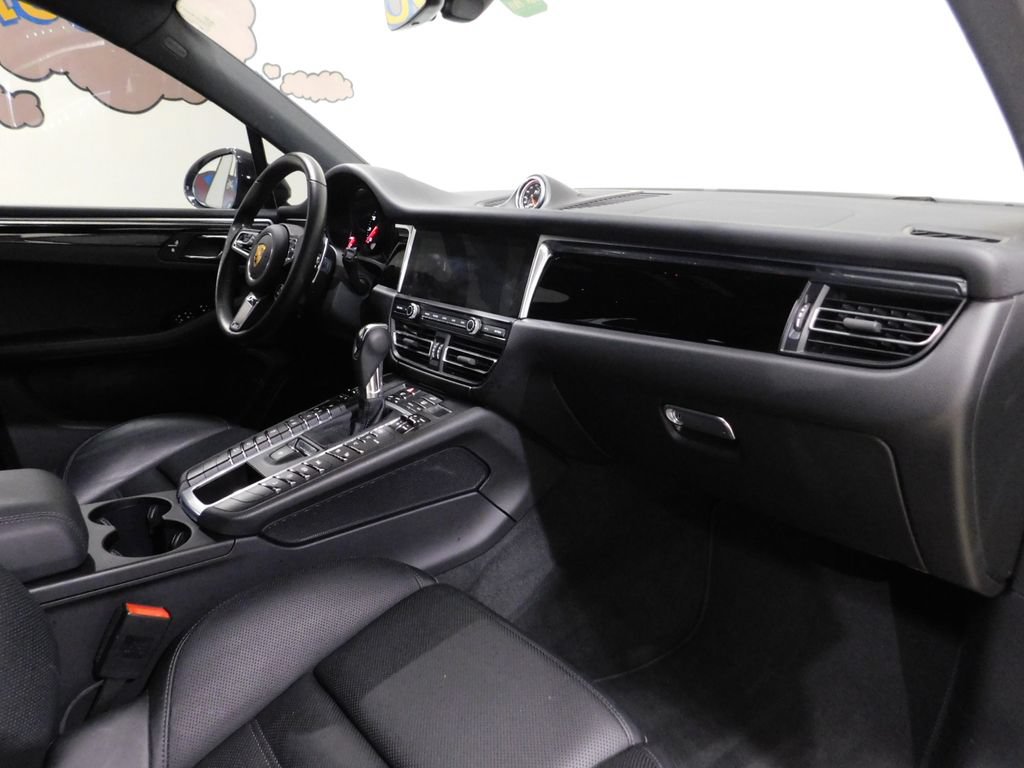 Used 2021 Porsche Macan GTS AWD/4WD image 95