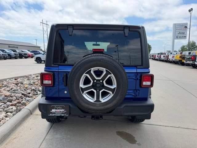 Used 2019 Jeep Wrangler Unlimited Sport S AWD/4WD image 7