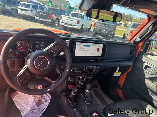 Used 2025 Jeep Gladiator Rubicon w/ Safety Group image 21