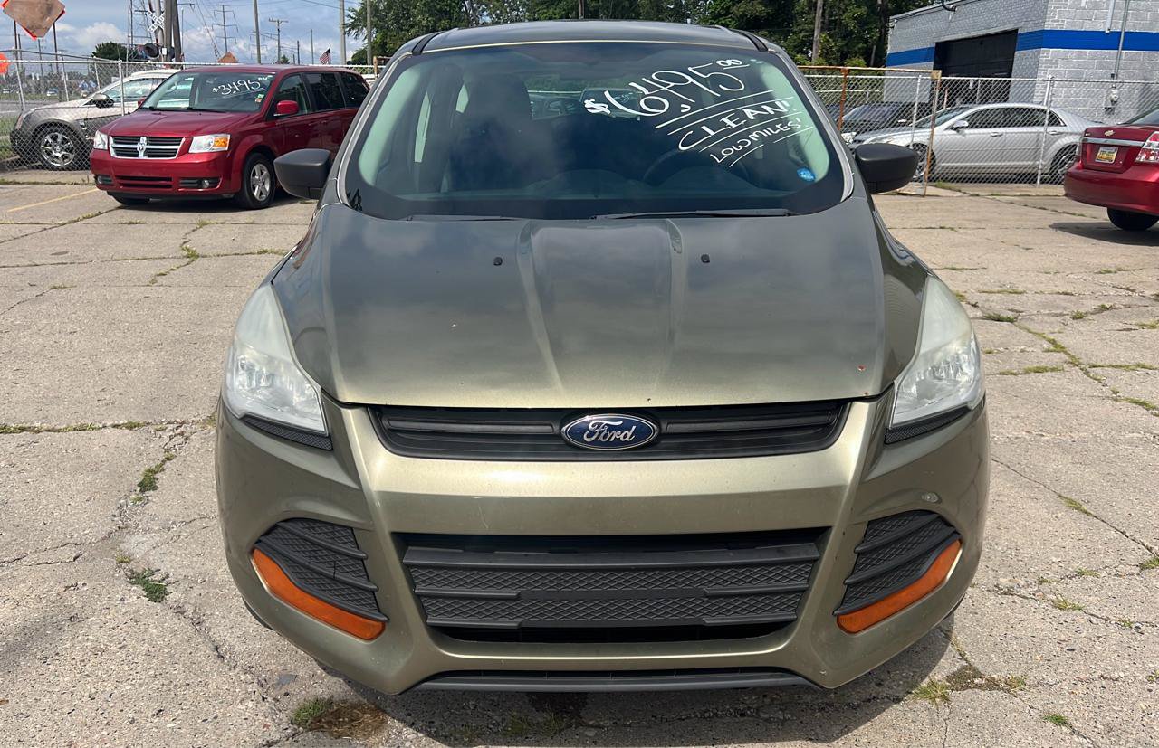 Used 2013 Ford Escape S FWD image 2