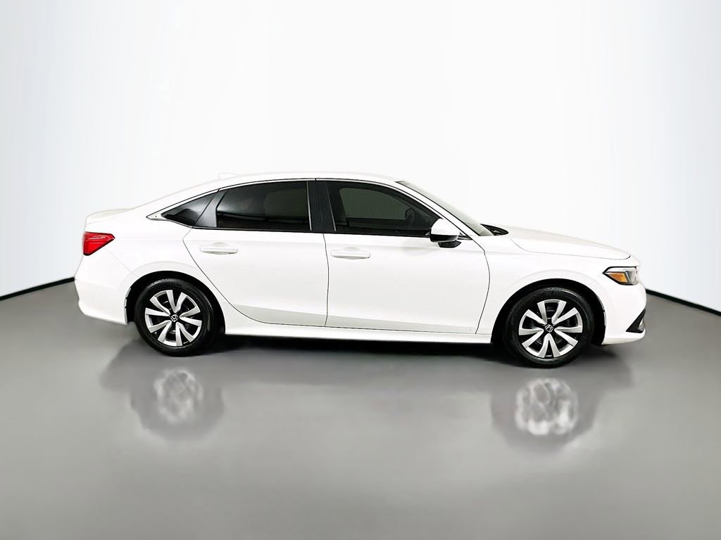 Used 2023 Honda Civic LX image 4