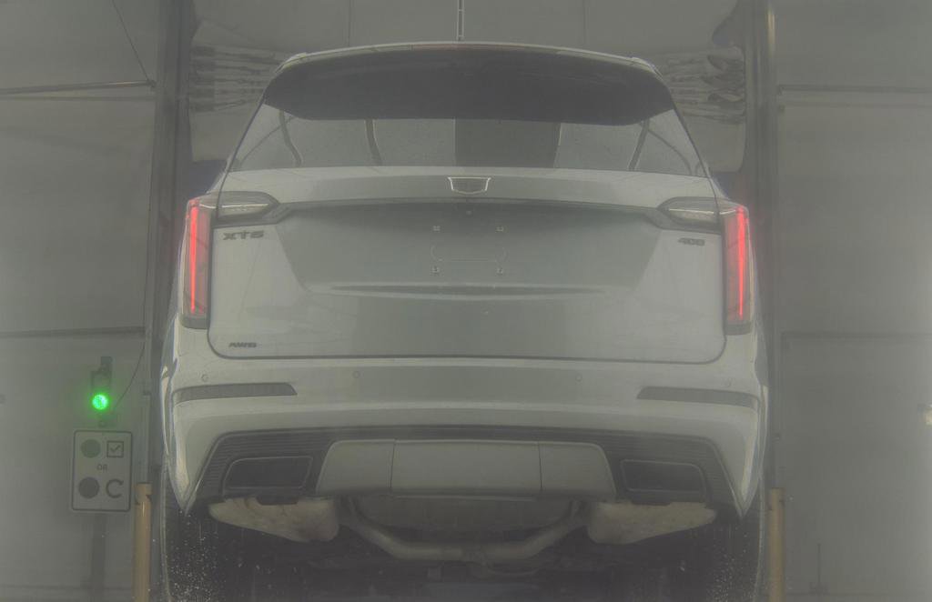 Used 2024 Cadillac XT6 Sport w/ LPO, Onyx Lite Package AWD/4WD image 7