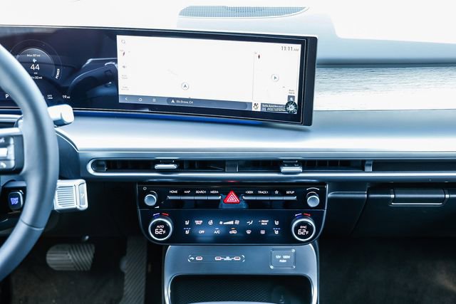 New 2026 Hyundai Ioniq 9 Limited image 13